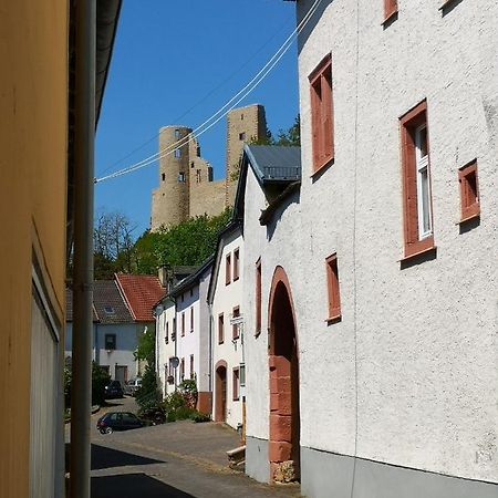 Mooi Ruim Appartement In Antieke Stadsboerderij Schönecken Zewnętrze zdjęcie